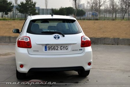 Toyota Auris HSD