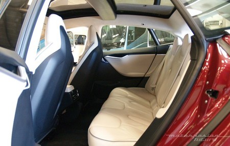 Tesla Model S prueba en Ibiza 24