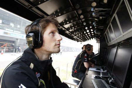 Lotus Renault GP confirma a Romain Grosjean como segundo piloto