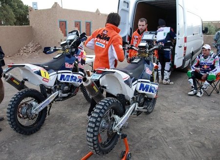 KTM-MRWteam-01