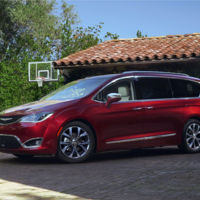¡Por fin lo lograron! La Chrysler Pacifica es la minivan más segura del mercado según el IIHS