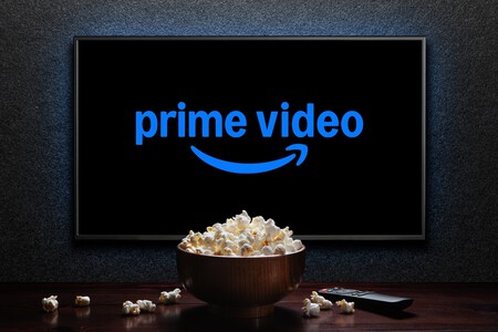 Tela da prime video e balde de pipoca