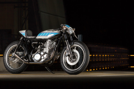 Yamaha SR400 by Krugger, una preparación café racer de miedo