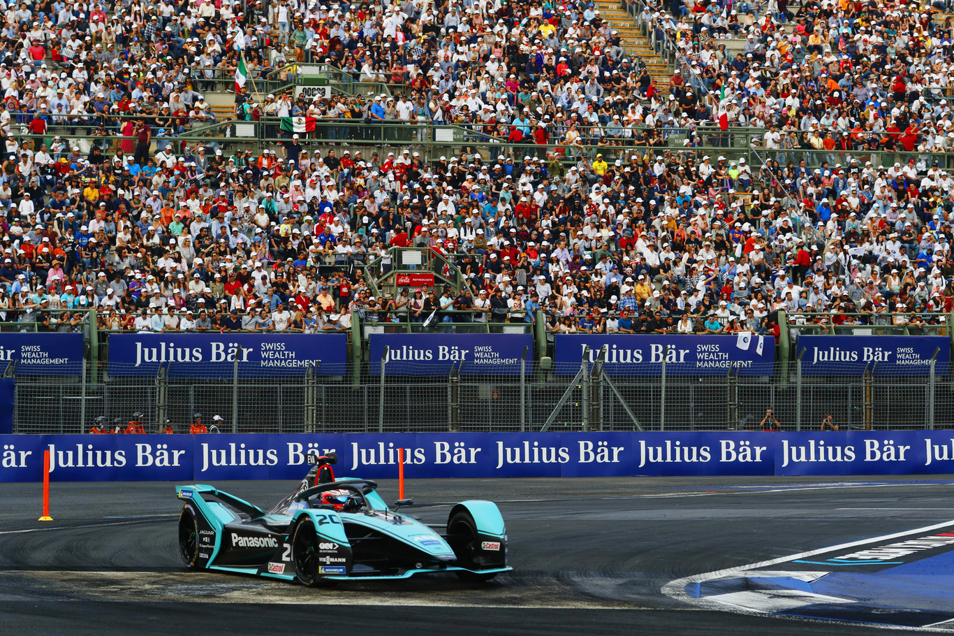 Mitch Evans conquista el e-Prix de México en una carrera llena de rebases y contactos