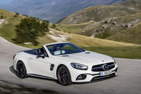 El Mercedes-Benz SL se escapa por la red