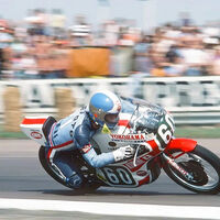 Hace 50 años, Suzuki creó una bomba de moto, pero no funcionaba. La arregló un traductor japonés, y ganaron dos mundiales 