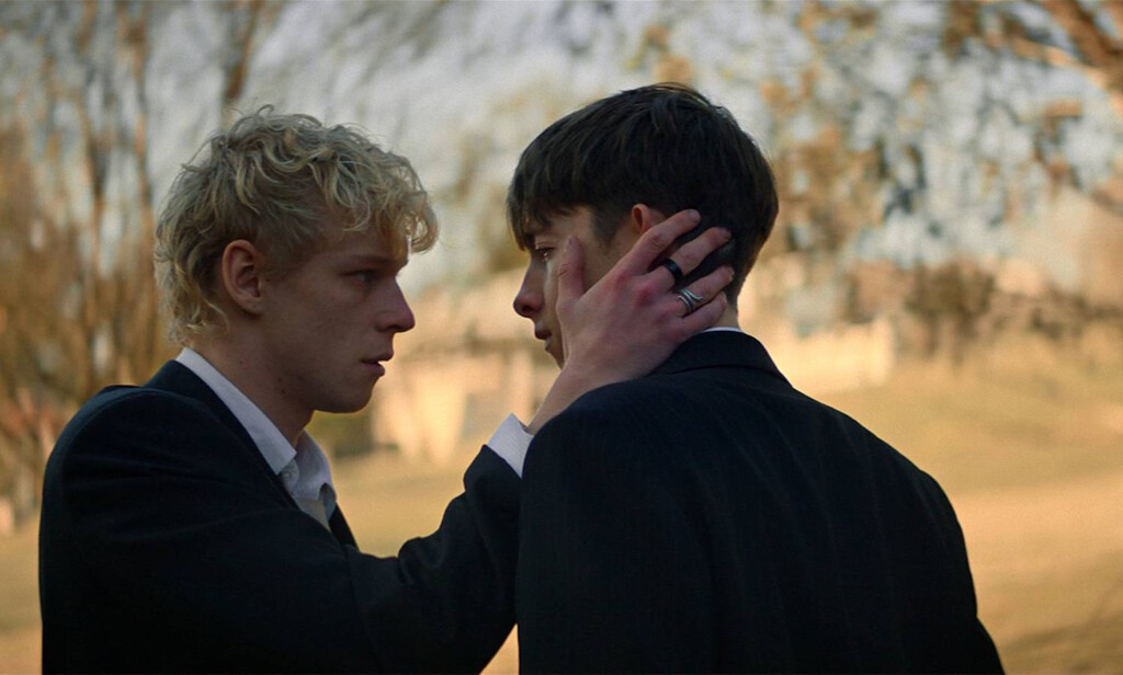 'Leviticus' es una película de terror queer con un mensaje muy poderoso, pero se queda a medio gas. Quiere ser inquietante, pero le sobra solemnidad