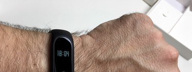 Xiaomi Miband 2, análisis: es barata y funciona pero no esperes mucho más
