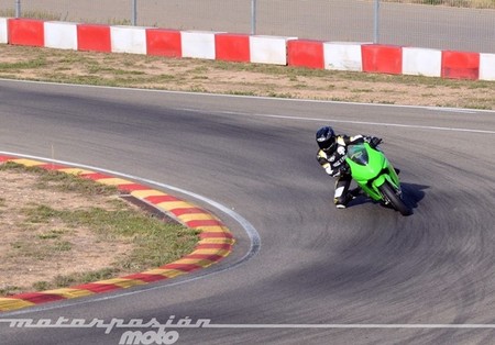 Kawasaki-ninja-experience-noyes-camp