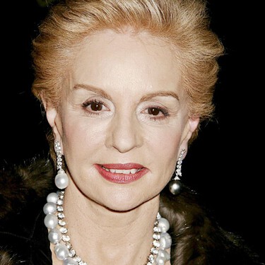 Ni blusas, ni faldas, ni pantalones: así llevó Carolina Herrera en 2006 el color café más elegante para el verano 2026 