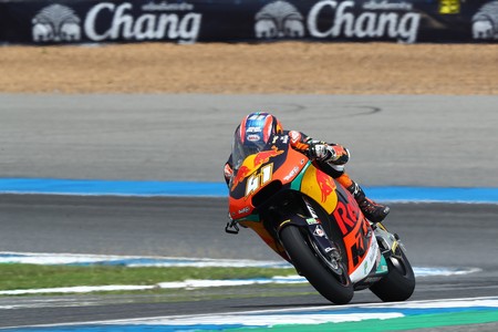 Binder Tailandia Moto2 2019