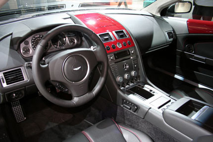 Aston Martin DB9 LM