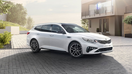 El KIA Optima 2019 estrena rostro, por ahora sólo con carrocería de vagoneta