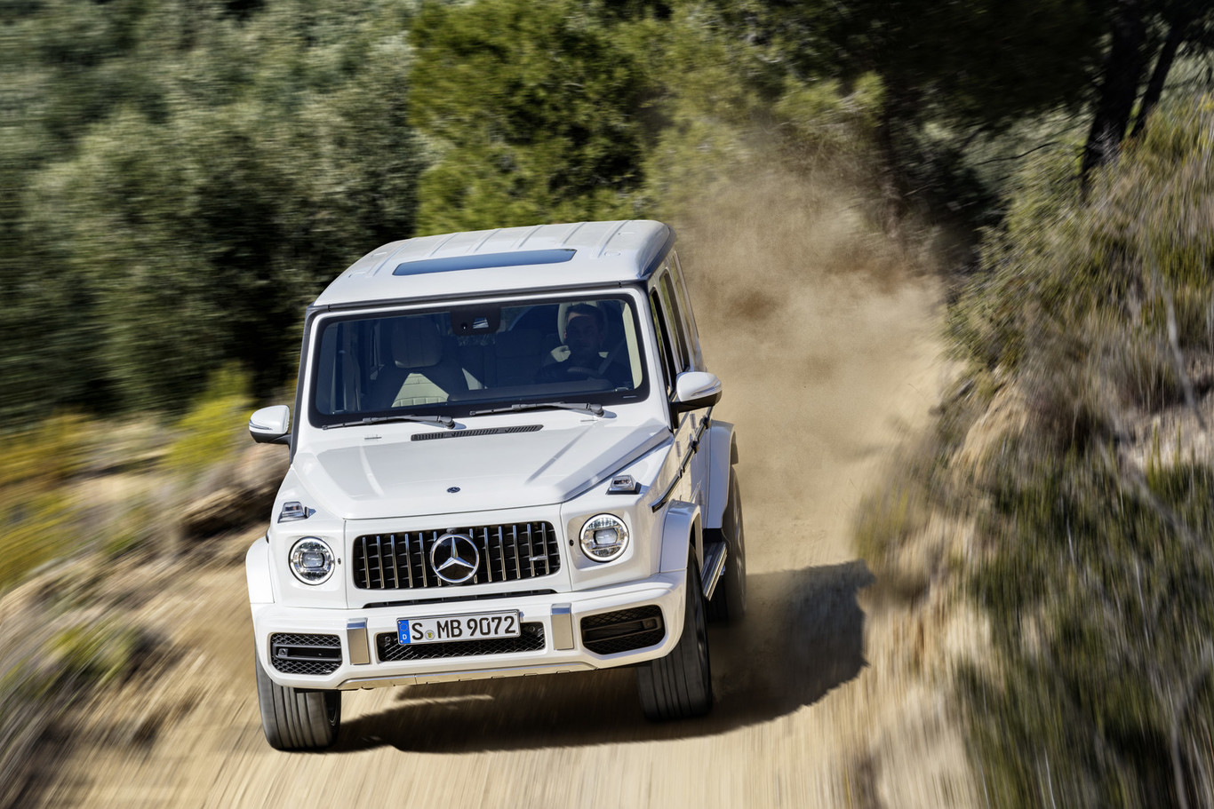 Mercedes-AMG G 63: 585 CV y 850 Nm para marcar la senda fuera del asfalto