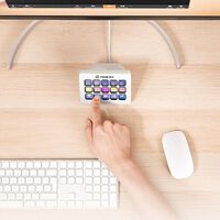 Está presente en el setup de todos los streamers y ahora puede ser tuyo por por 40 euros menos: Stream Deck Mk.2, en oferta