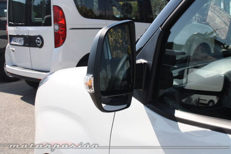 Opel Combo 2012