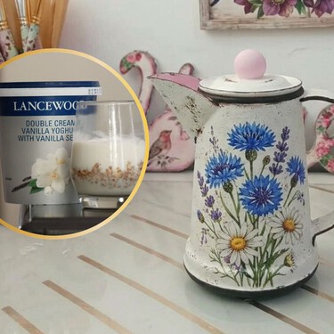 3 ideas para aprovechar los botes de plástico del yogurt y convertirlos en objetos para decorar tu casa: crea una tetera vintage 