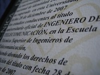 El nuncabajismo titulativo