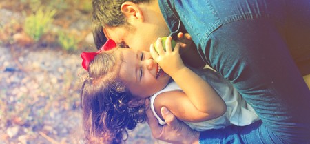 Cómo influye en las niñas la relación con su padre, ahora y en el futuro