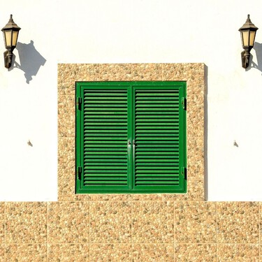 La experta en reformas Pilar Pérez lo tiene claro: “Las ventanas de aluminio con rotura de puente térmico reducen la entrada de calor” 