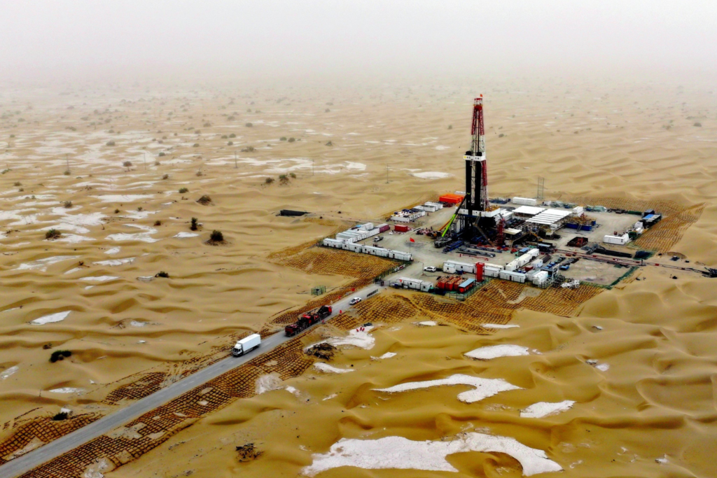 En su afán por extraer petróleo, China ha batido un récord: perforó un pozo de 11 kilómetros de profundidad  . Noticias en tiempo real