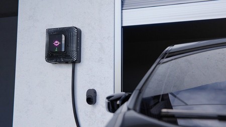 Lanzan en el CES 2020 el primer cargador bidireccional de tamaño compacto