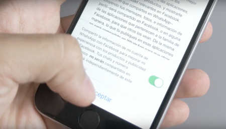 Cómo evitar desde el iPhone que WhatsApp comparta información tuya con Facebook