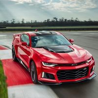 ¿Quieres un Camaro ZL1 aún más bruto? Callaway le saca 740 CV por lo que vale un compacto
