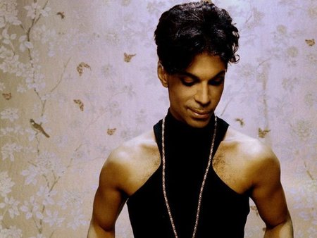 Prince es el nuevo Rappel y profetiza el fin de Internet