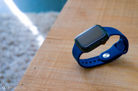 El Apple Watch Series 4 de 44 mm con ECG para electrocardiogramas está en PcComponentes por 399 euros