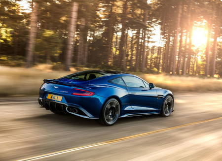 Aston Martin Vanquish S
