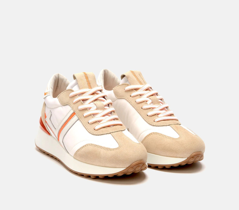 Zapatillas de mujer en piel con detalle de logotipo