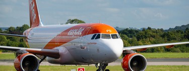 Ryanair y el resto de las low-cost llevan años cobrando por tu maleta de mano. La Unión Europea se ha cansado de ello