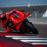 Ducati acaba de lanzar la RR más bestia de la historia, y parece el arma definitiva para que BMW empiece a temblar