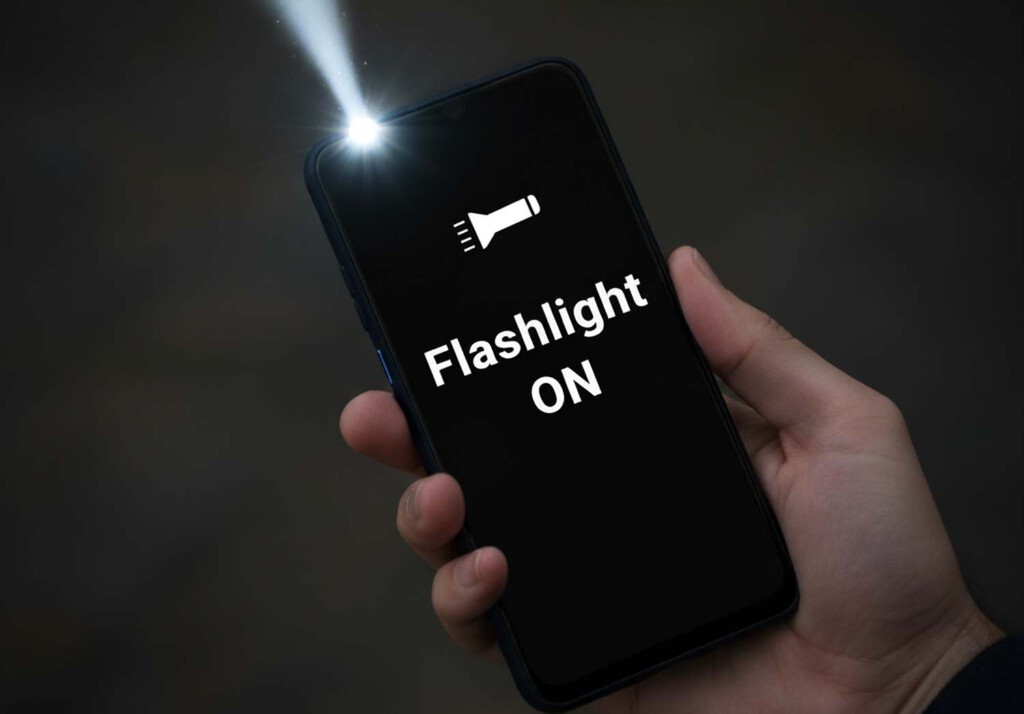 No sabía que se podía encender la antorcha del móvil pulsando un botón sin desbloquearlo. Por qué no lo he descubierto antes 