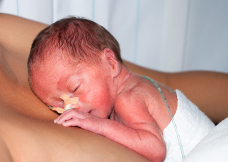 "Mi hijo vino al mundo antes de tiempo para salvarme la vida": la conmovedora historia de una madre y su bebé prematuro