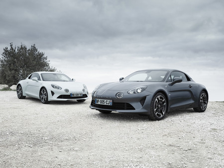 Alpine A110 Pure y A110 Légende: más comodidad o más deportividad, al gusto del cliente