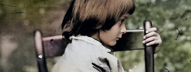 En 1862, un profesor paseaba con tres niñas que no eran ni sus hijas ni sus sobrinas. Su cuestionable relación creó Alicia en el País de las Maravillas