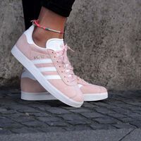 9 zapatillas de marca en las que merece la pena invertir en la rebaja final de El Corte Inglés con hasta un 50% de descuento