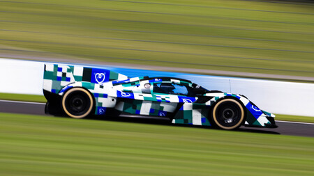 Aston Martin Valkyrie Amr Lmh Testing 03