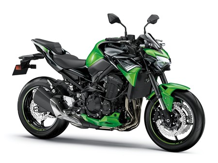 Kawasaki Z900: la naked superventas ahora con más tecnología para los mismos 125 CV