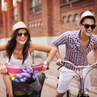 Doble ingreso y sin hijos: los DINK crecen y ya suponen una de cada seis familias en España