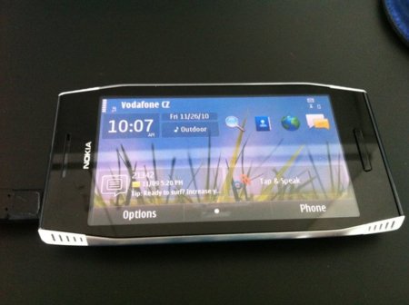 Nokia X7-00, nuevo integrante de la serie X cazado en vídeo