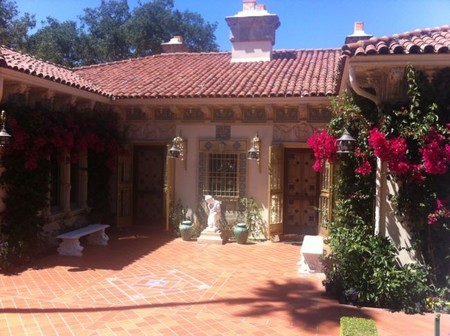 La humilde casa de invitados
