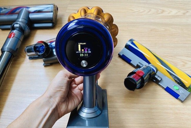 Dyson V15 Absolute