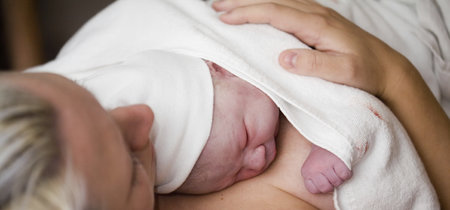 ¿Qué cuidados recibe el bebé nada más nacer?