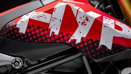 Ducati Hypermotard 950 Concept 03