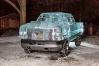 Esta camioneta de hielo os dejará helados