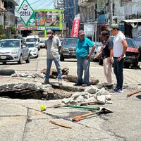 Tapar un bache para ayudar podría llevarte a la cárcel en México: así lo establece la ley