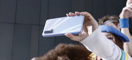 El Huawei Nova 6 se deja ver en un teaser: será 5G, tendrá lector de huellas en el lateral y doble cámara delantera